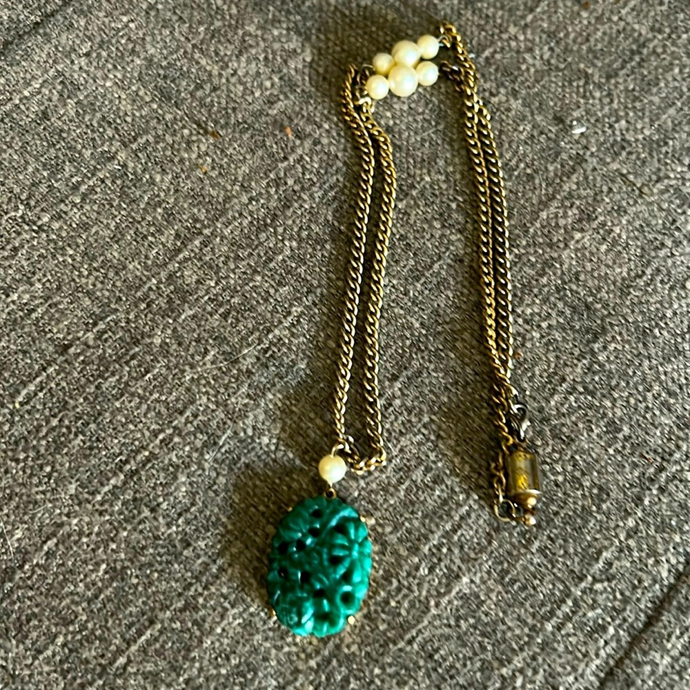 Marvella Vintage jade colored carved pendent on chain necklace with faux pearls.